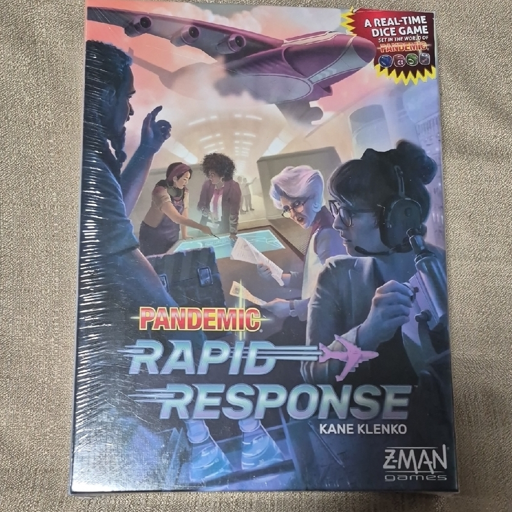 Z-Man Games Rapid Response Board Game - Blue and Purple